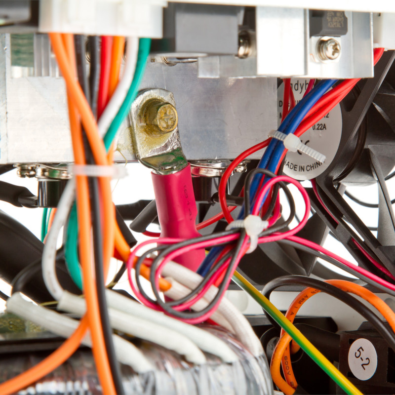 ДБЖ з правильною синусоїдою LogicPower LPY-PSW-800VA-560Вт-5A/15A