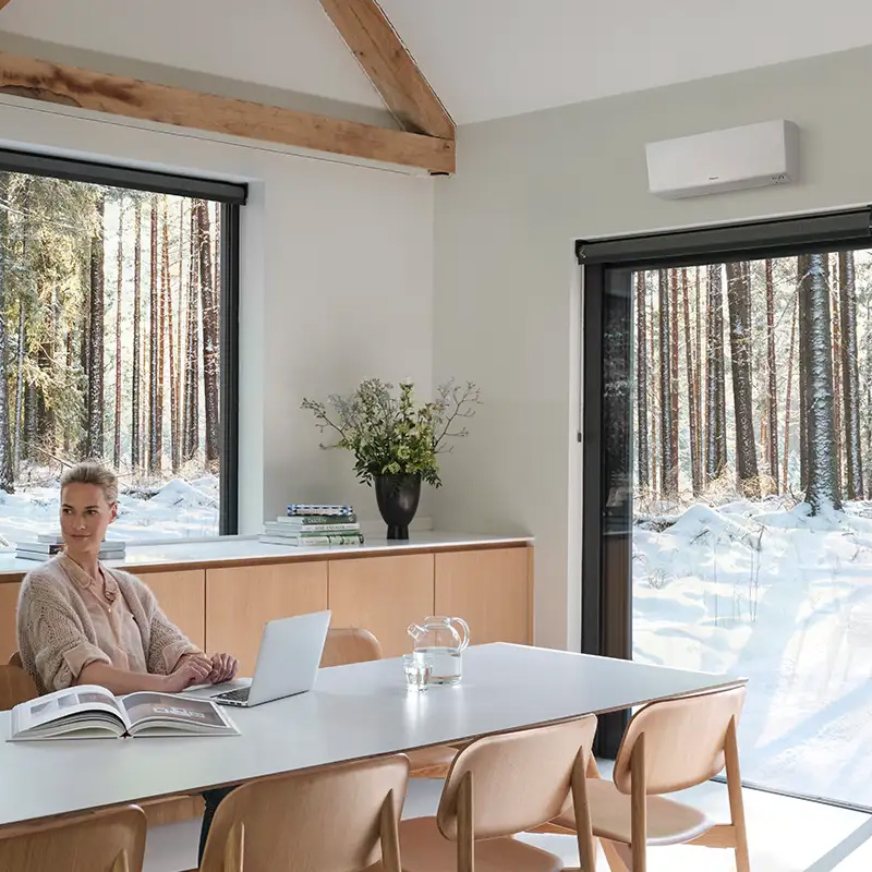 Инверторный кондиционер DAIKIN FTXTM40S/RXTM40A (40 кв.м)