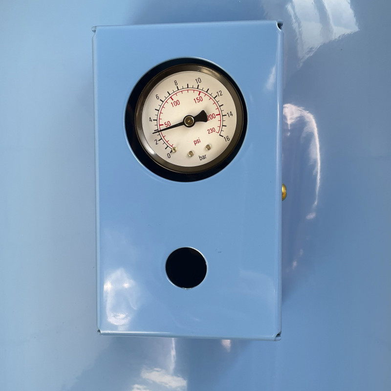 Гідроакумулятор  VOLKS pumpe 10 bar 300л вертикальний