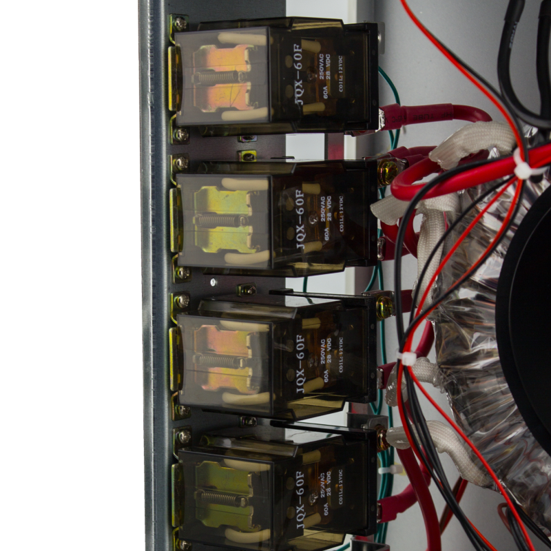 Стабілізатор напруги LP-W-13500RD (8100Вт / 7 ступ)