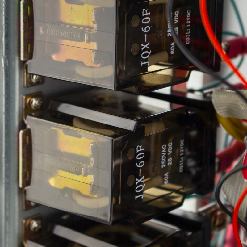 Стабілізатор напруги LP-W-17000RD (10200Вт / 7 ступ)