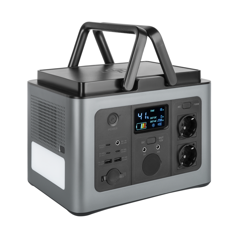 Багатофункціональна портативна зарядна станція LP CHARGER MPPT 700 Pro (700W, 614Wh)