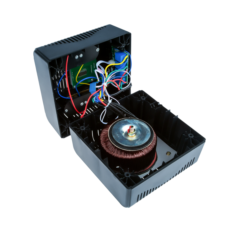 Стабілізатор напруги LPT-1000RD (700W)