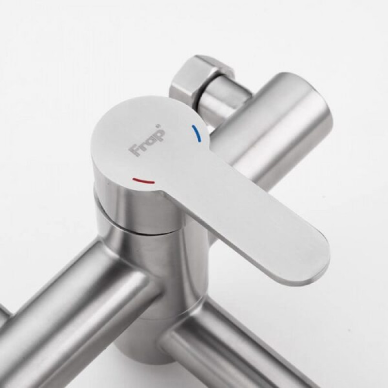 Frap F32801 — Смеситель для ванны.