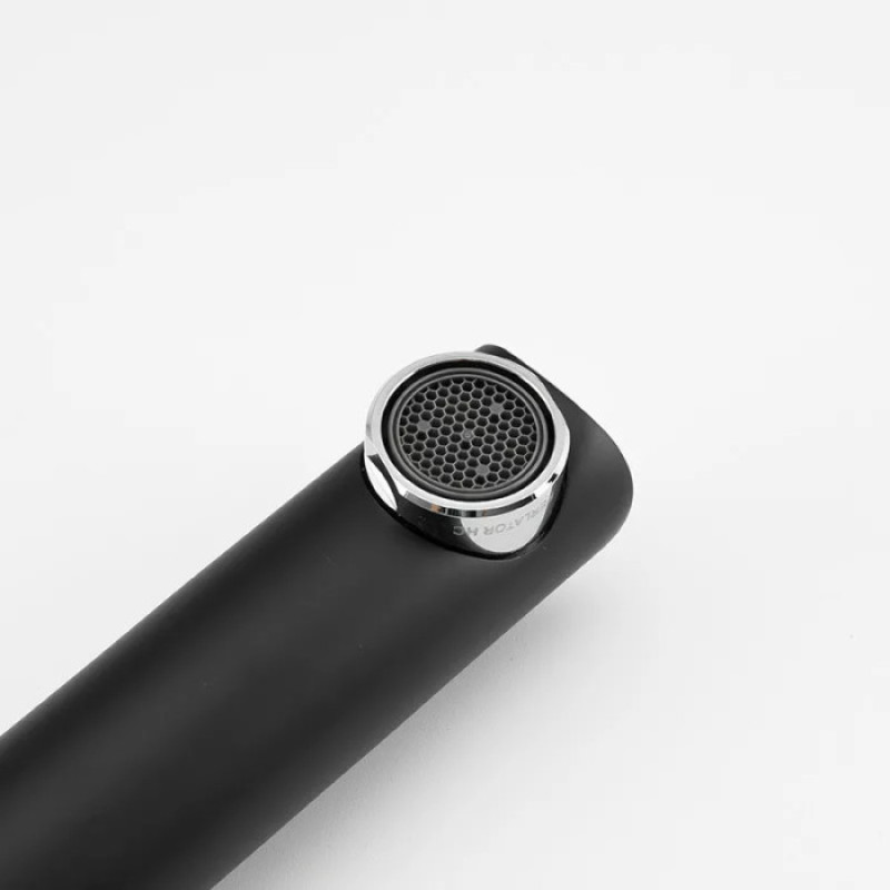 Вбудований змішувач для раковини GAPPO G1003-26 (чорний/хром)