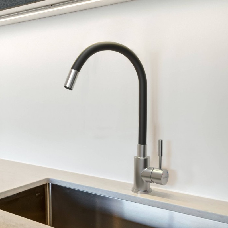 Змішувач для кухні VENTA VA3008E-black із гнучким гусом (картридж 35 мм)