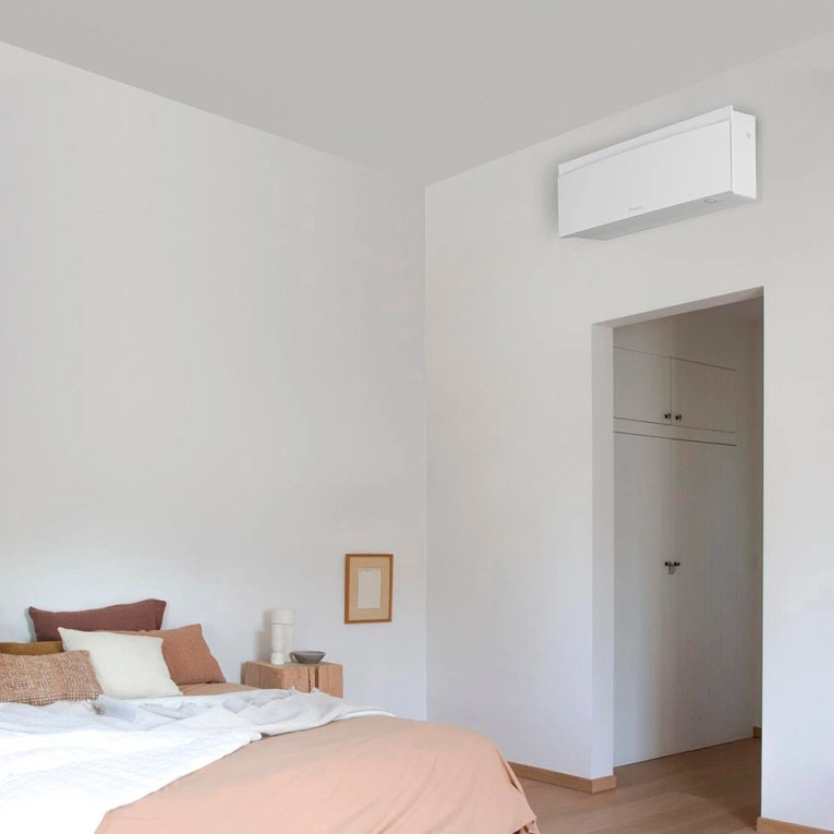 Дизайн Інверторний кондиціонер Daikin FTXJ50AW / RXJ50A  (50 кв.м)     