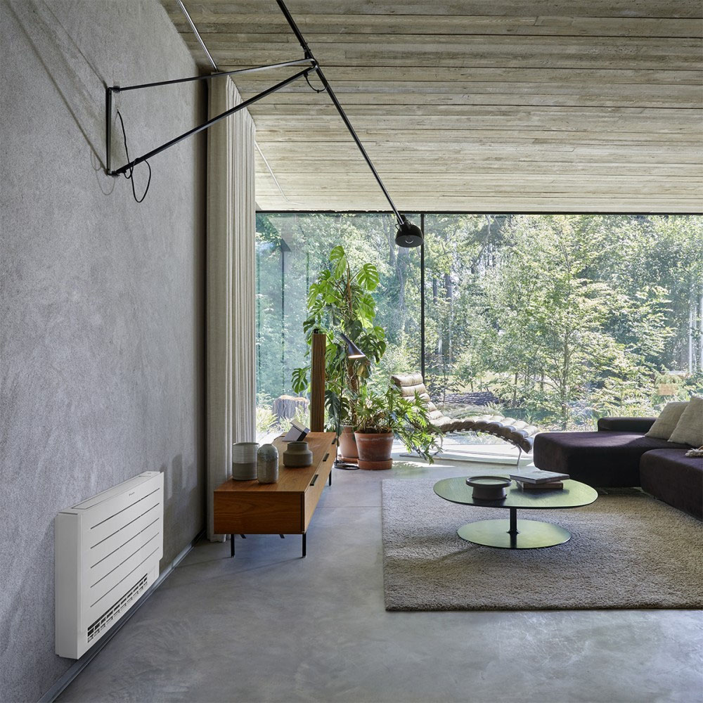 Дизайн Инверторный кондиционер Daikin FVXM50A/RXM50R (50 кв.м)