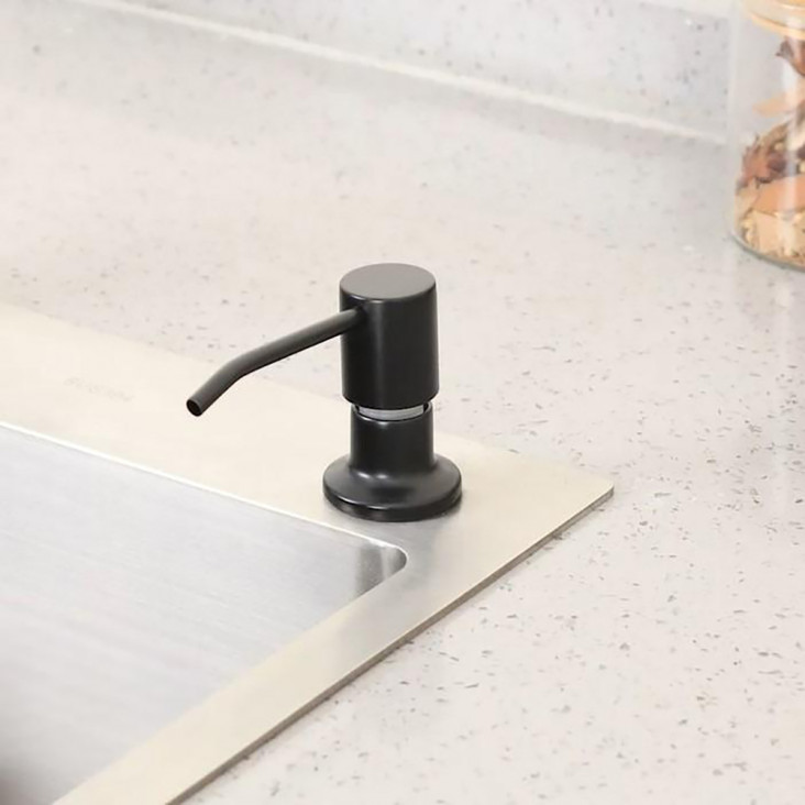 Дозатор рідкого мила, що вбудований у столешницю