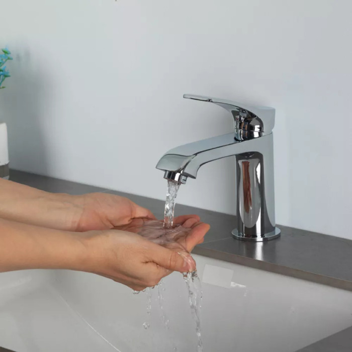 Ілюстративне зображення змішувача для умивальника Frap F1075 у ванній кімнаті